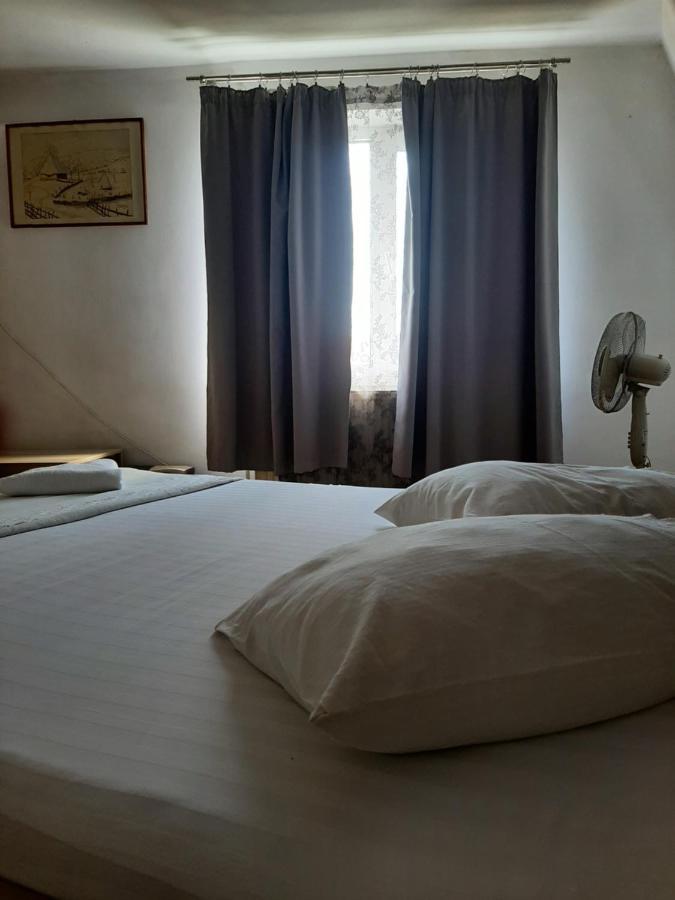 Piccola Italia Casa Racovita Cluj-Napoca Exteriör bild